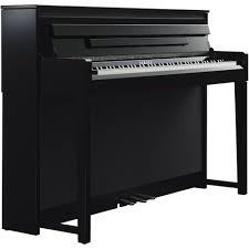 yamaha CLP-585 piano