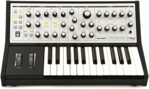 Moog Sub Phatty review synthesizer