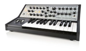Moog Sub Phatty review synthesizer synth