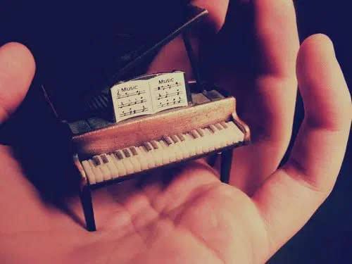koopgids baby piano kopen