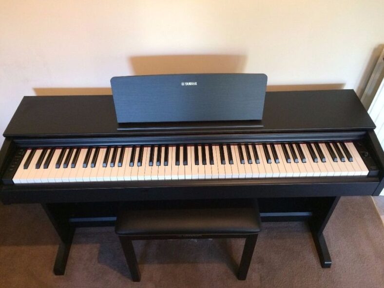 Yamaha YDP143 review BesteDigitalePiano.nl