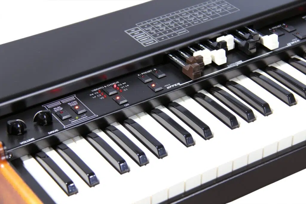 Crumar MOJO 61 drawbar keyboard review