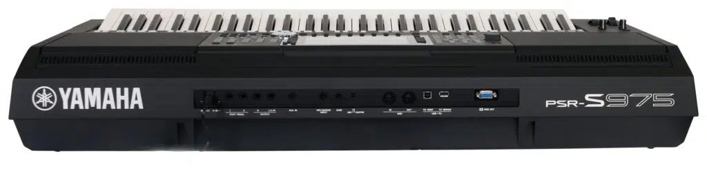 Yamaha PSR-S975 review workstation keyboard