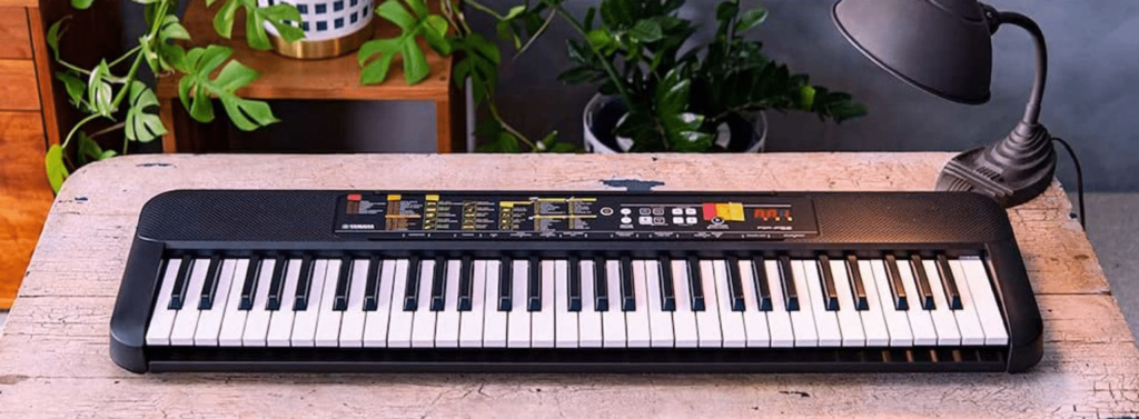 Keyboard Yamaha PSR-F52 piano