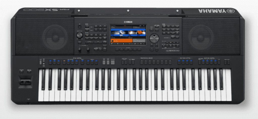 Keyboard Yamaha PSR-SX700 review.